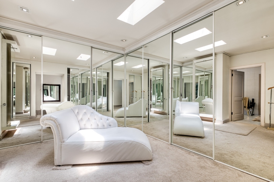 5 Bedroom Property for Sale in Oaklands Gauteng