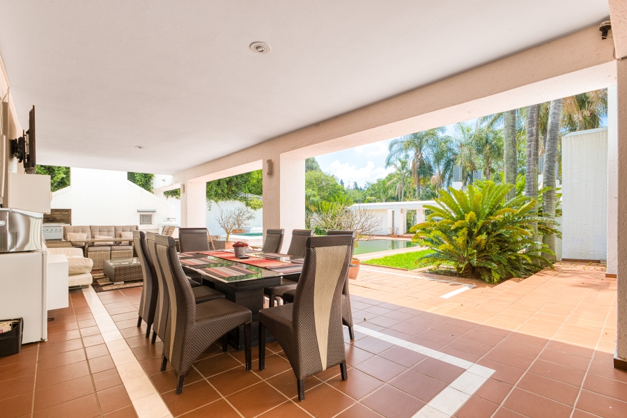 5 Bedroom Property for Sale in Oaklands Gauteng