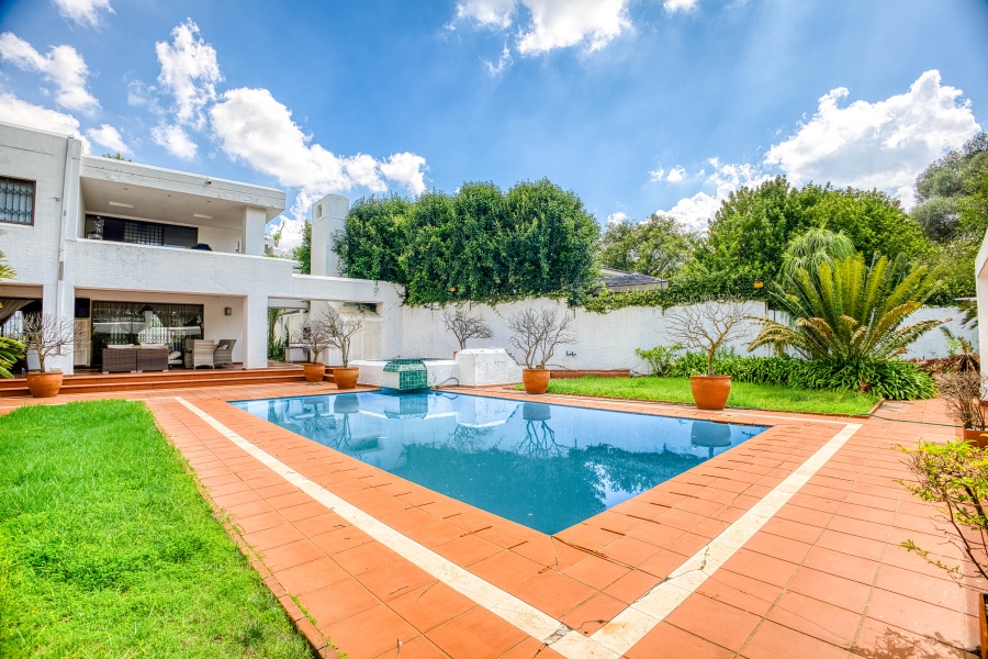 5 Bedroom Property for Sale in Oaklands Gauteng