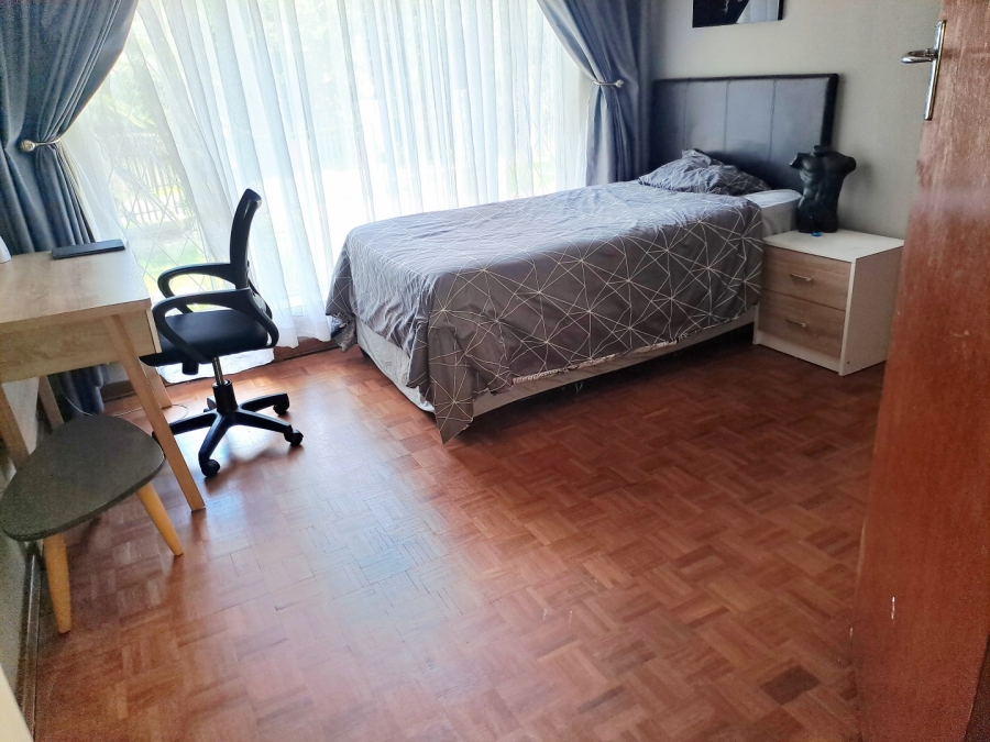To Let 5 Bedroom Property for Rent in Lyndhurst Gauteng