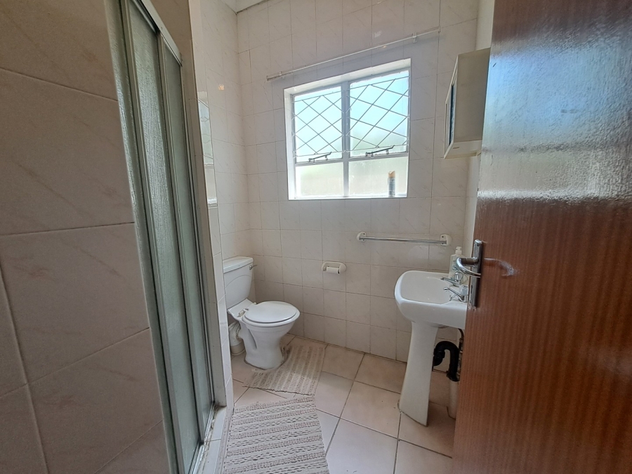 To Let 5 Bedroom Property for Rent in Lyndhurst Gauteng