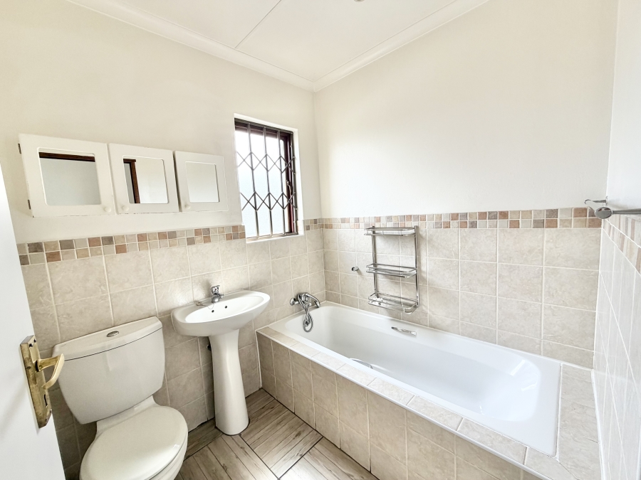 3 Bedroom Property for Sale in The Reeds Gauteng