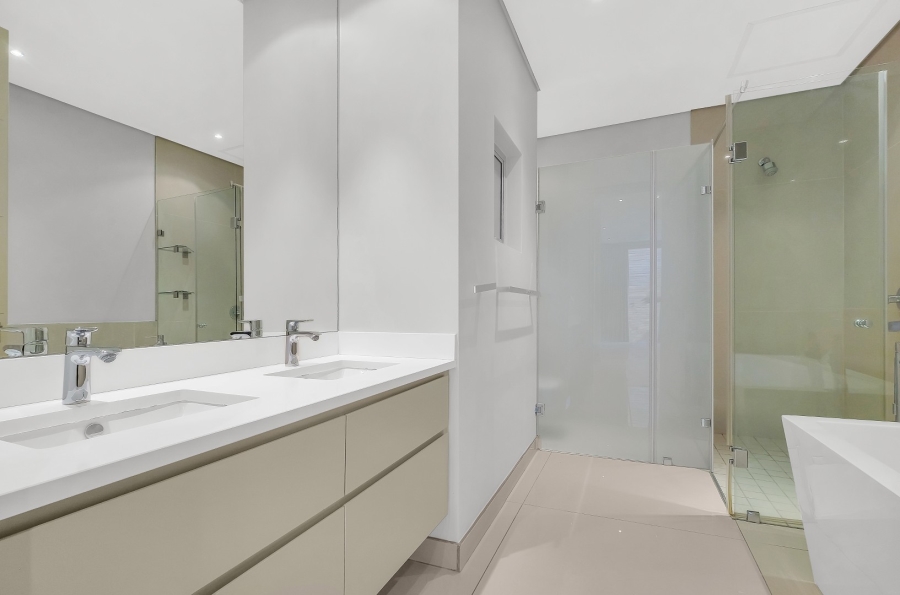 To Let 2 Bedroom Property for Rent in Morningside Gauteng