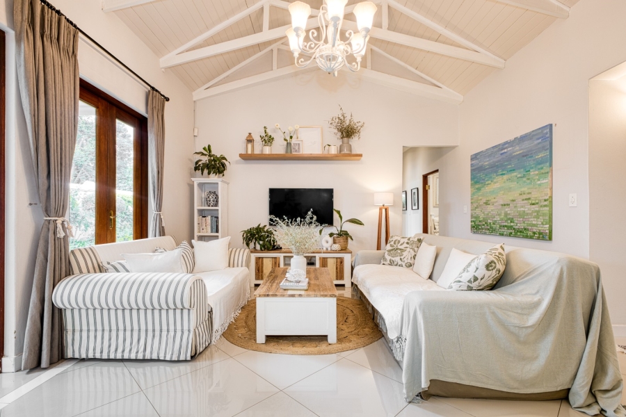 3 Bedroom Property for Sale in Linden Gauteng