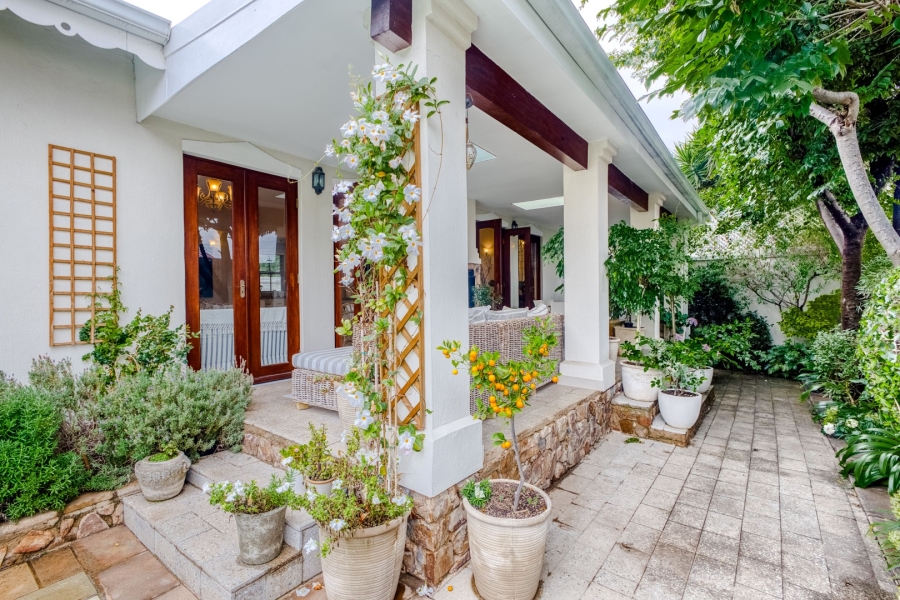 3 Bedroom Property for Sale in Linden Gauteng