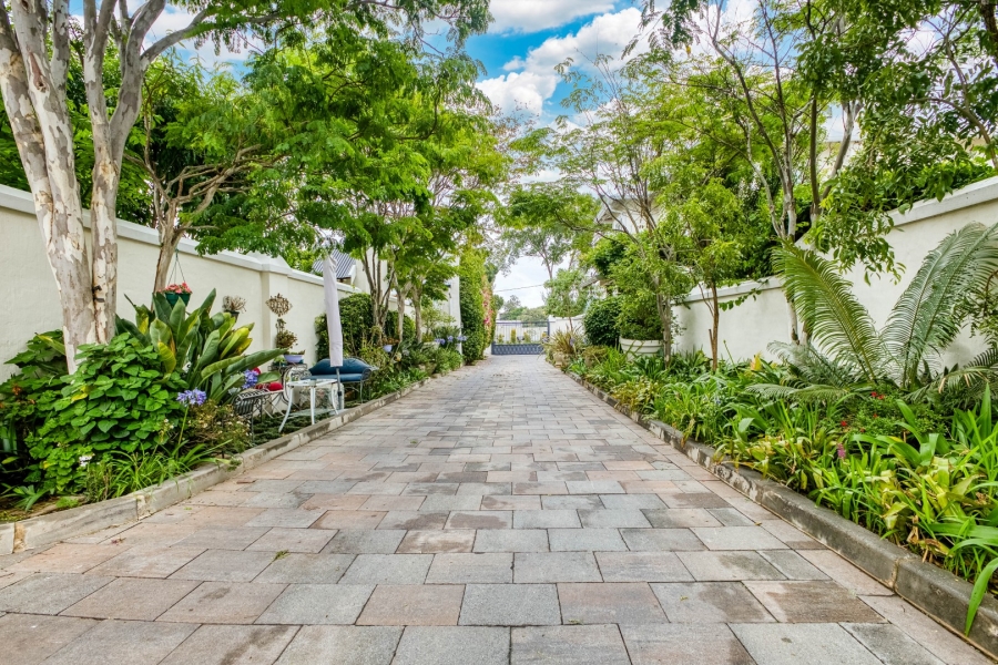 3 Bedroom Property for Sale in Linden Gauteng