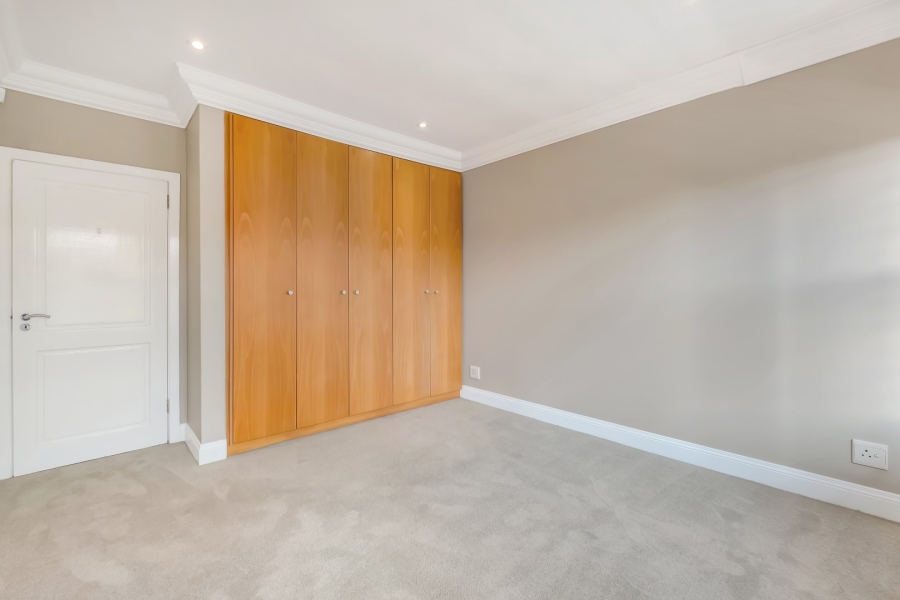 To Let 4 Bedroom Property for Rent in Morningside Gauteng