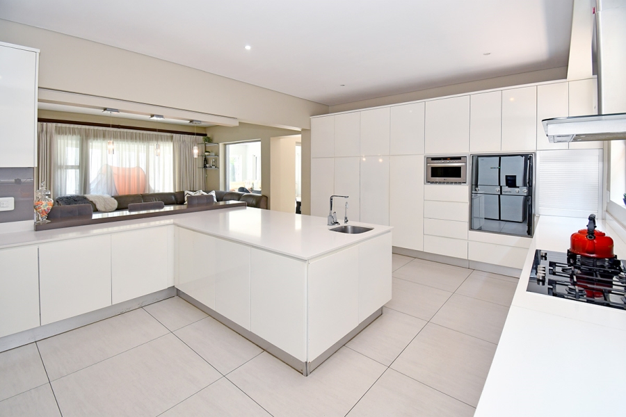 5 Bedroom Property for Sale in Morningside Gauteng