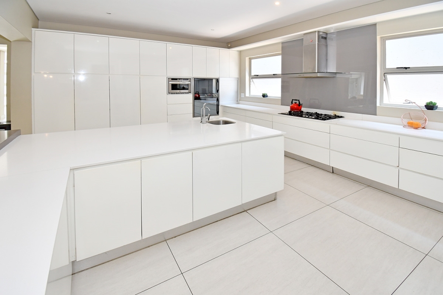 5 Bedroom Property for Sale in Morningside Gauteng