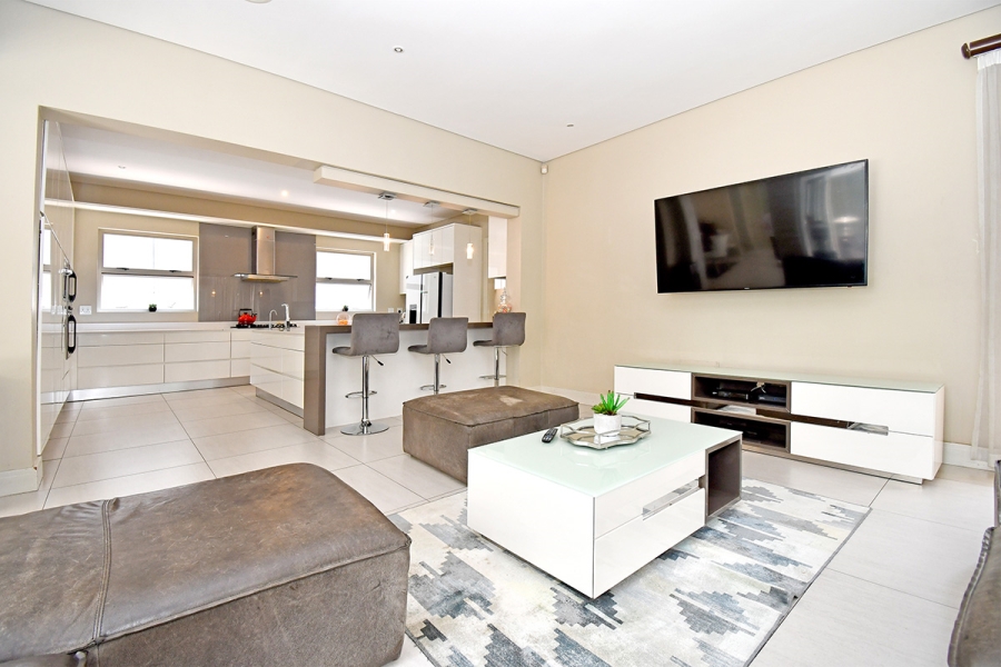 5 Bedroom Property for Sale in Morningside Gauteng