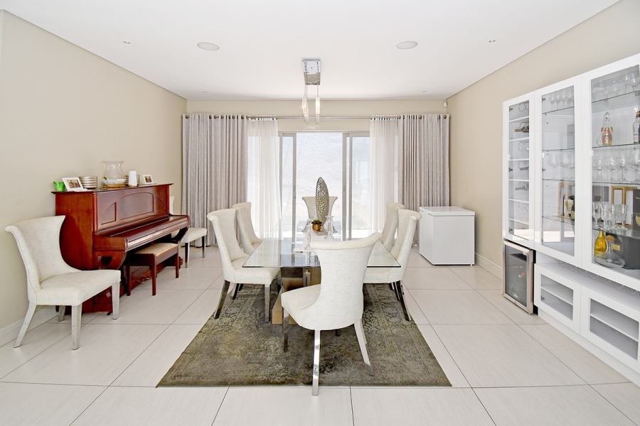 5 Bedroom Property for Sale in Morningside Gauteng