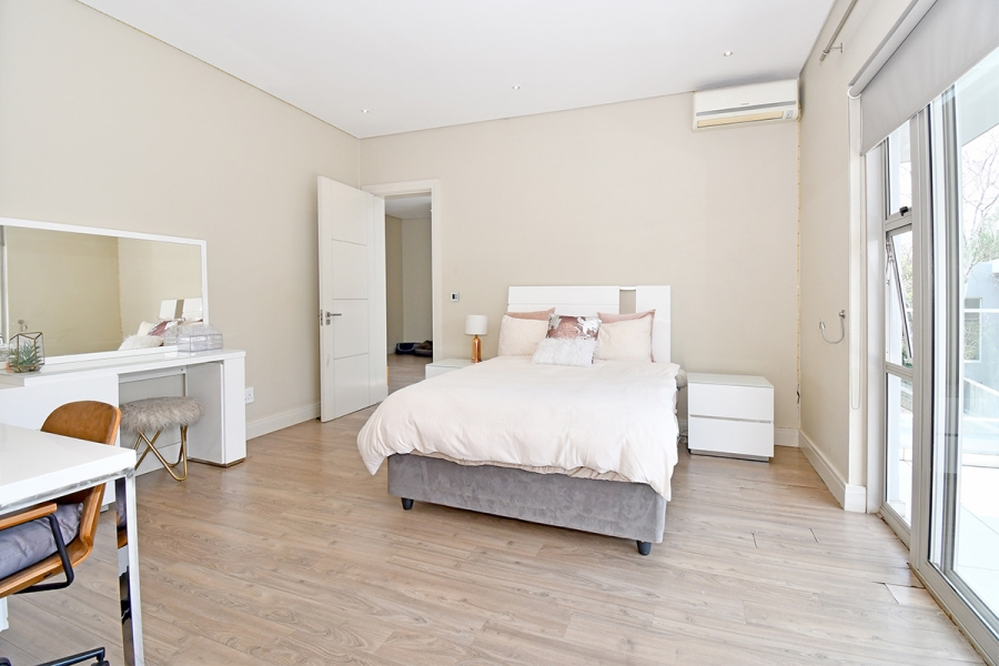 5 Bedroom Property for Sale in Morningside Gauteng