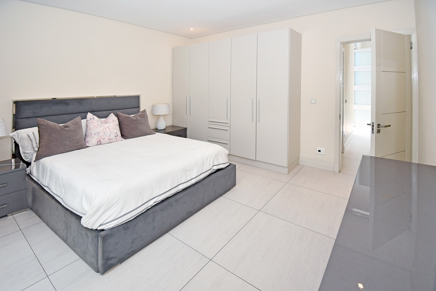 5 Bedroom Property for Sale in Morningside Gauteng