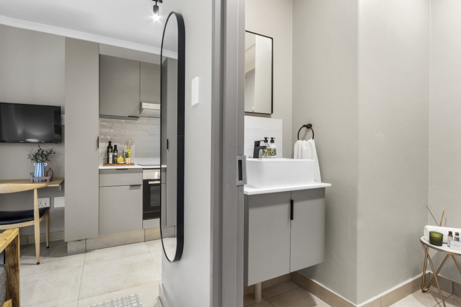 1 Bedroom Property for Sale in Bedfordview Gauteng