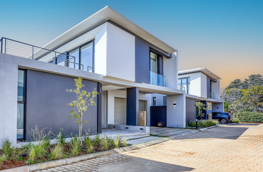 4 Bedroom Property for Sale in Atholl Gauteng