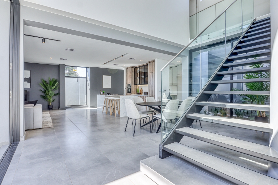 3 Bedroom Property for Sale in Atholl Gauteng