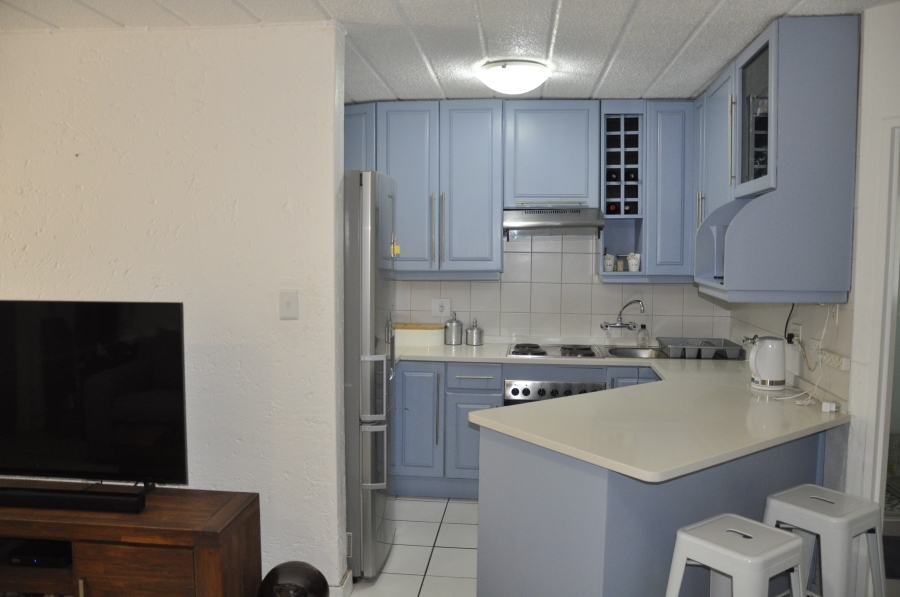 1 Bedroom Property for Sale in Parktown North Gauteng