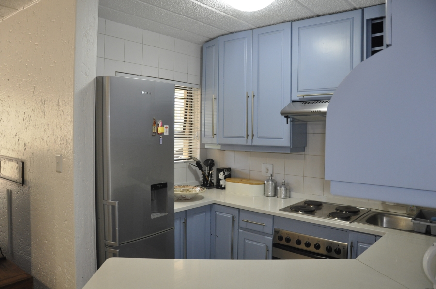 1 Bedroom Property for Sale in Parktown North Gauteng