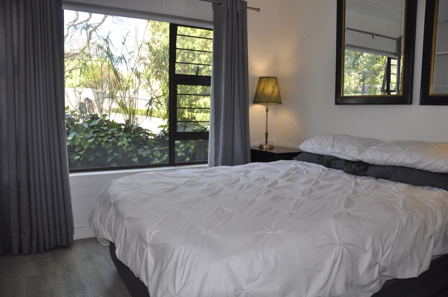 1 Bedroom Property for Sale in Parktown North Gauteng