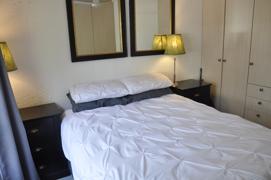 1 Bedroom Property for Sale in Parktown North Gauteng