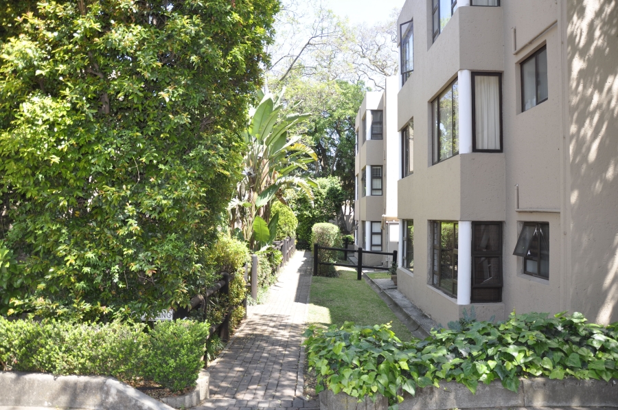 1 Bedroom Property for Sale in Parktown North Gauteng