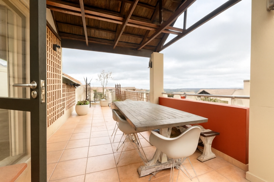 2 Bedroom Property for Sale in Lonehill Gauteng