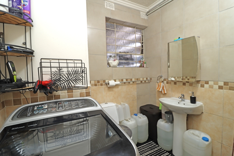 2 Bedroom Property for Sale in Wendywood Gauteng