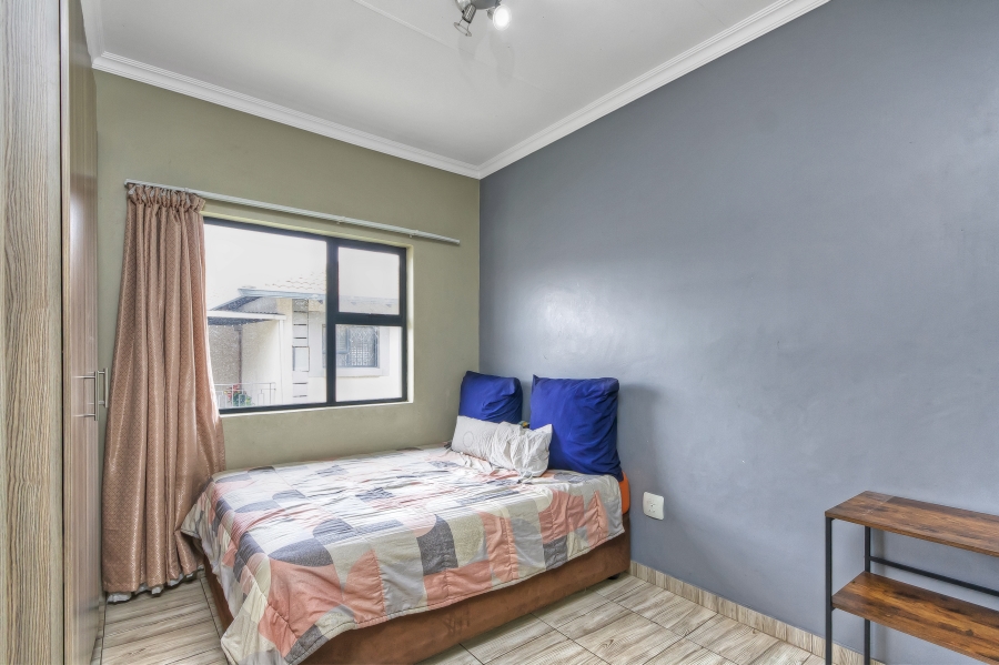 2 Bedroom Property for Sale in Noordwyk Gauteng