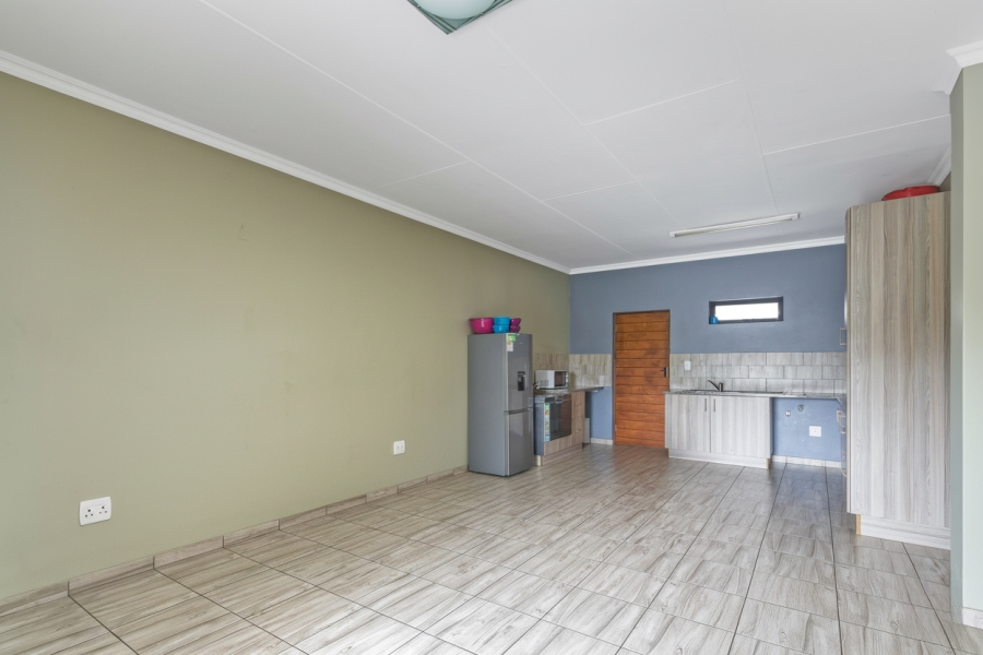 2 Bedroom Property for Sale in Noordwyk Gauteng