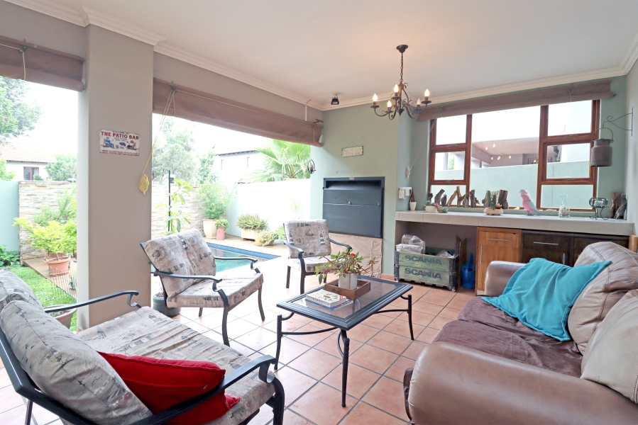 4 Bedroom Property for Sale in Barbeque Downs Gauteng