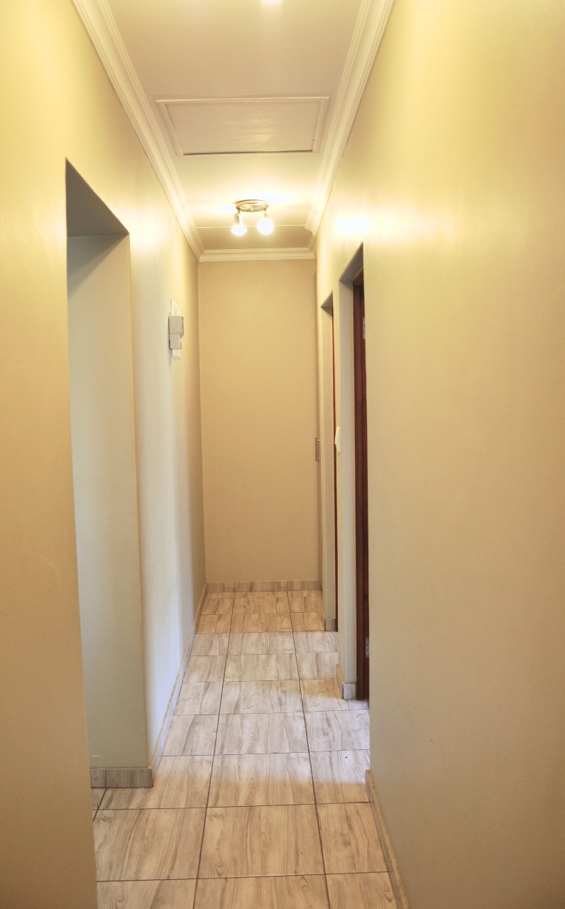 2 Bedroom Property for Sale in Noordwyk Gauteng