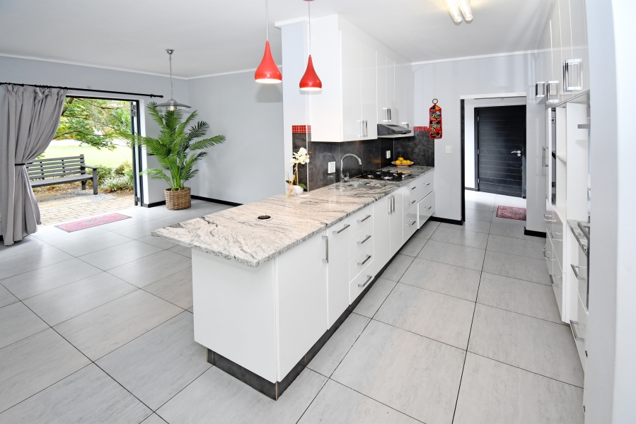 4 Bedroom Property for Sale in Copperleaf Estate Gauteng