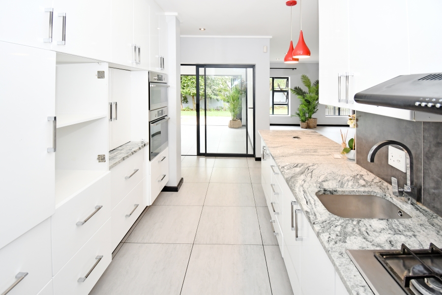 4 Bedroom Property for Sale in Copperleaf Estate Gauteng