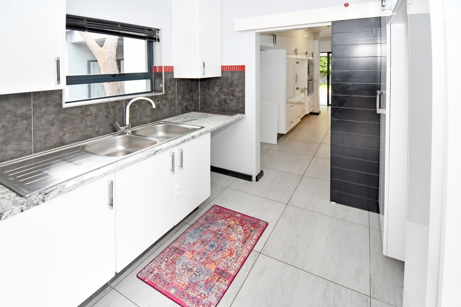 4 Bedroom Property for Sale in Copperleaf Estate Gauteng