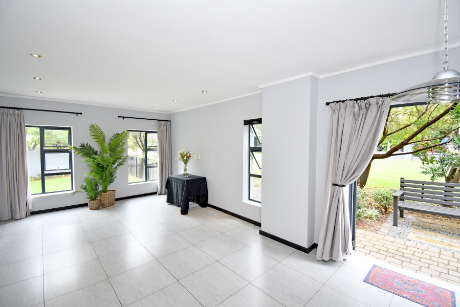 4 Bedroom Property for Sale in Copperleaf Estate Gauteng