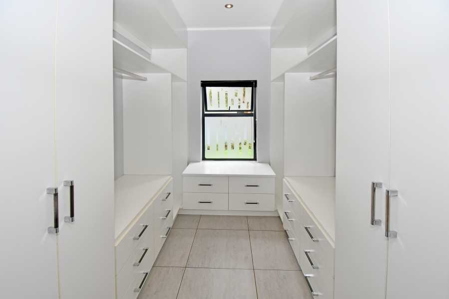 4 Bedroom Property for Sale in Copperleaf Estate Gauteng