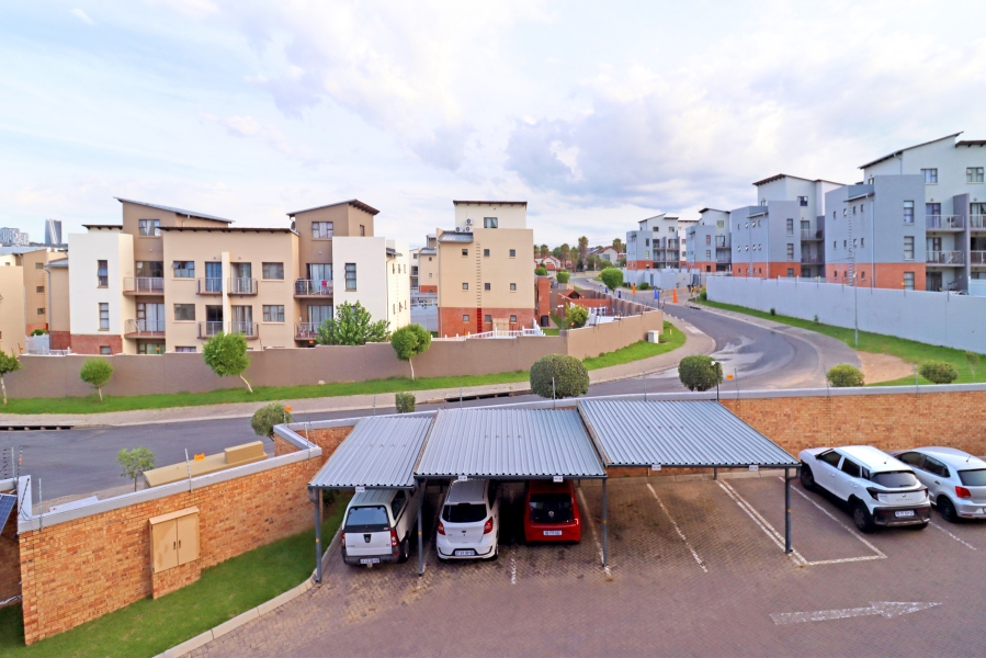 2 Bedroom Property for Sale in Barbeque Downs Gauteng