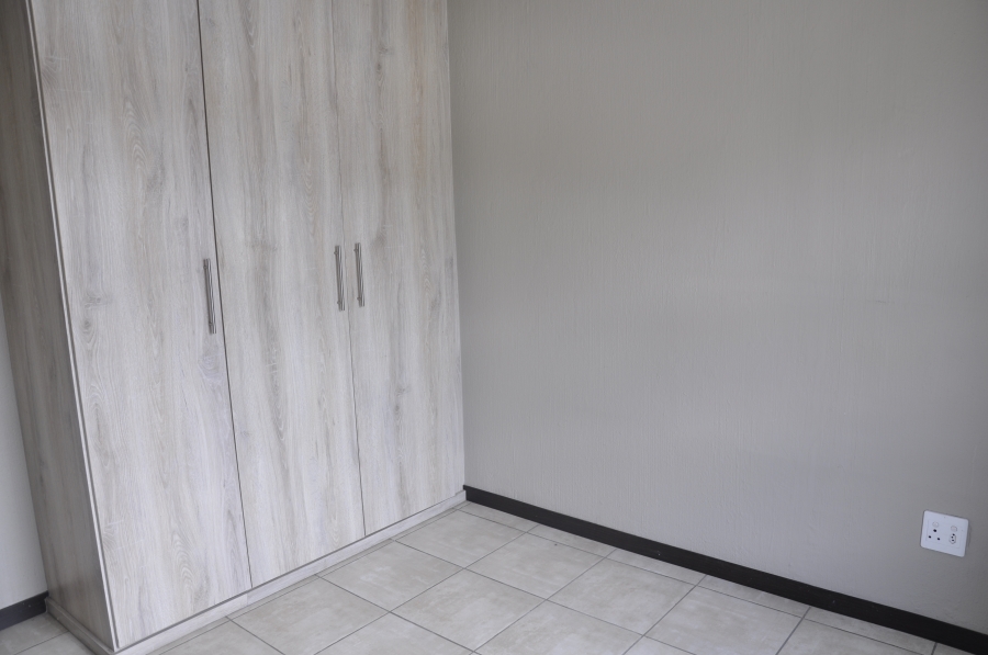 2 Bedroom Property for Sale in Barbeque Downs Gauteng