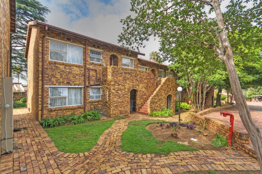 2 Bedroom Property for Sale in Buccleuch Gauteng