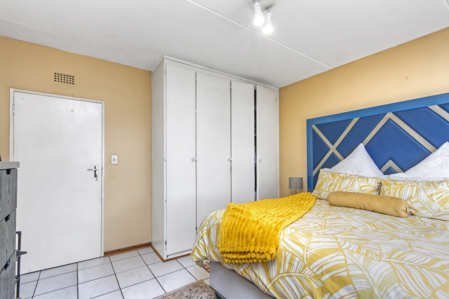 2 Bedroom Property for Sale in Buccleuch Gauteng