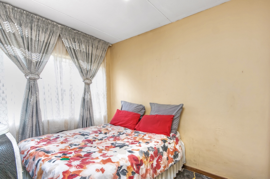 2 Bedroom Property for Sale in Buccleuch Gauteng