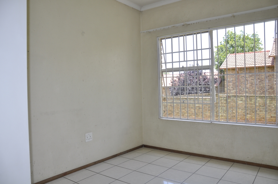 2 Bedroom Property for Sale in Kyalami Hills Gauteng
