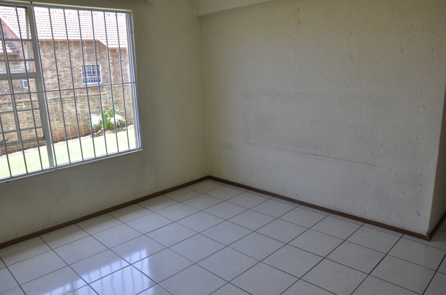 2 Bedroom Property for Sale in Kyalami Hills Gauteng