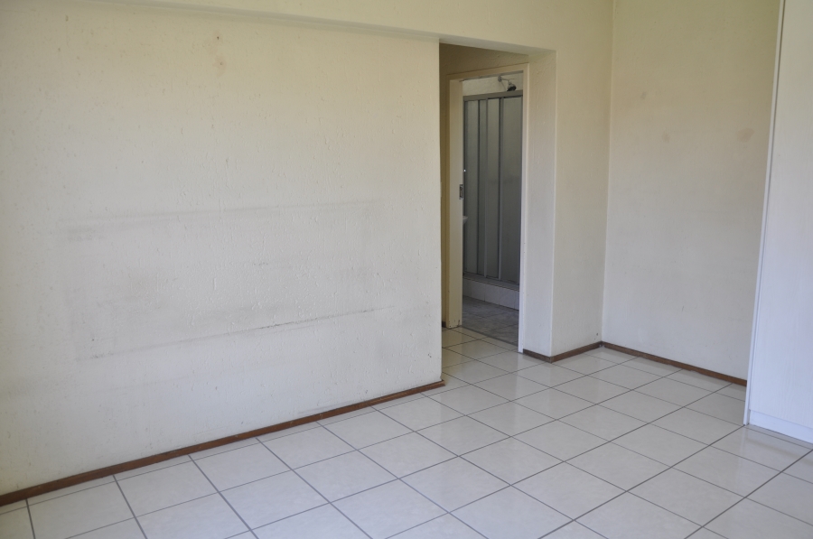 2 Bedroom Property for Sale in Kyalami Hills Gauteng