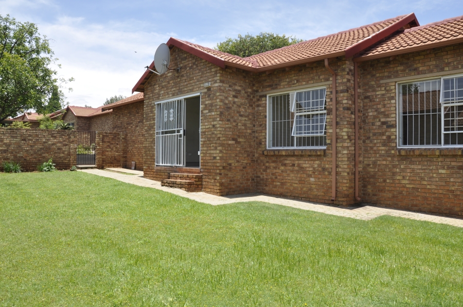 2 Bedroom Property for Sale in Kyalami Hills Gauteng