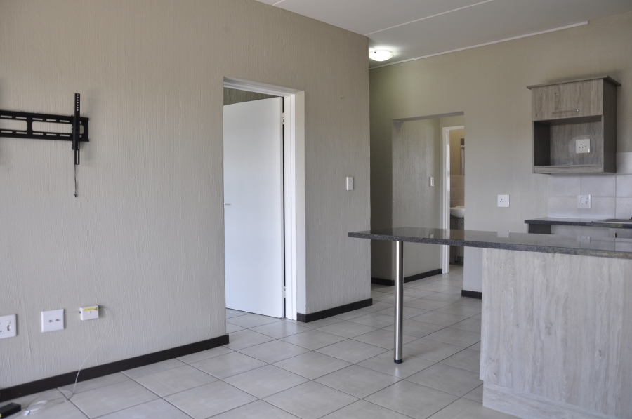 To Let 2 Bedroom Property for Rent in Barbeque Downs Gauteng