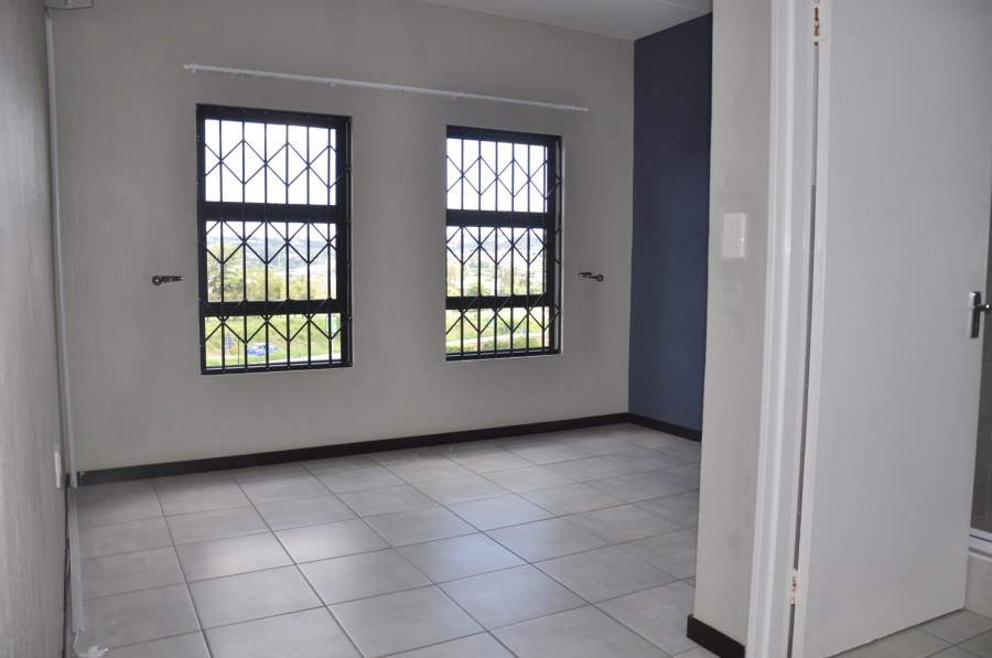 To Let 2 Bedroom Property for Rent in Barbeque Downs Gauteng