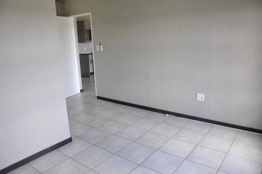 To Let 2 Bedroom Property for Rent in Barbeque Downs Gauteng