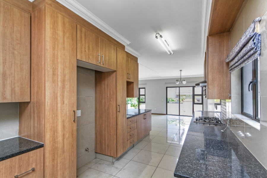 5 Bedroom Property for Sale in Kyalami Glen Estate Gauteng