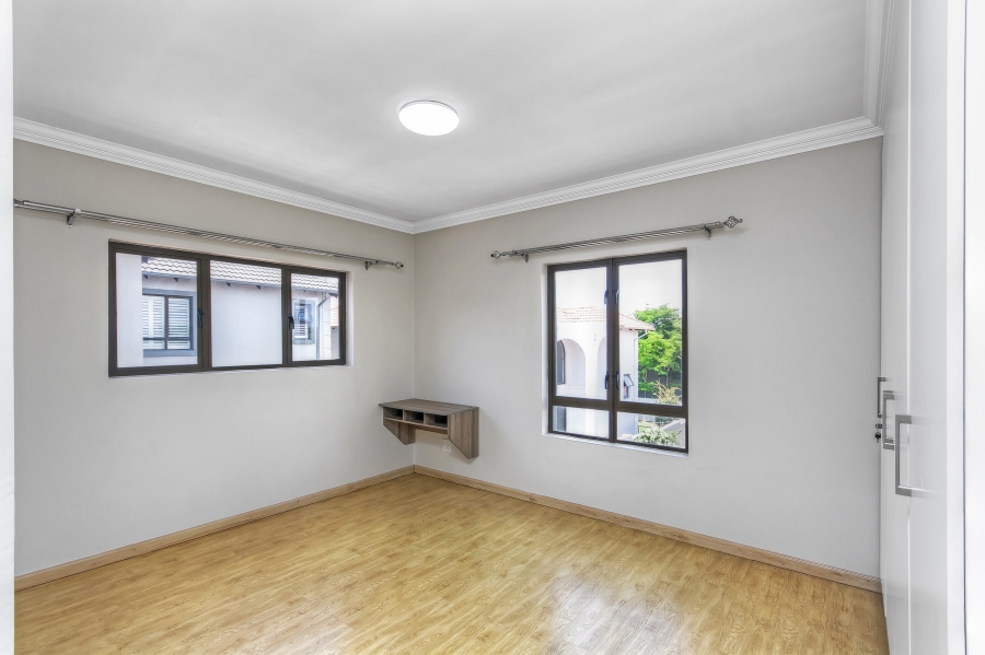 5 Bedroom Property for Sale in Kyalami Glen Estate Gauteng